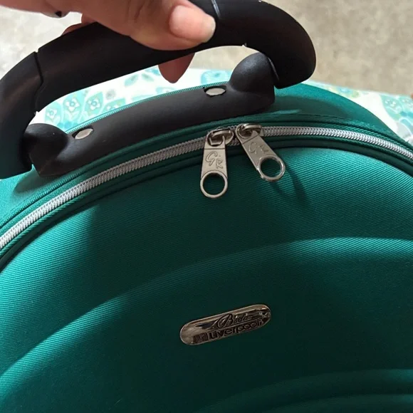 Vintage Liverpool Green Travel Bag - Picture 6 of 8